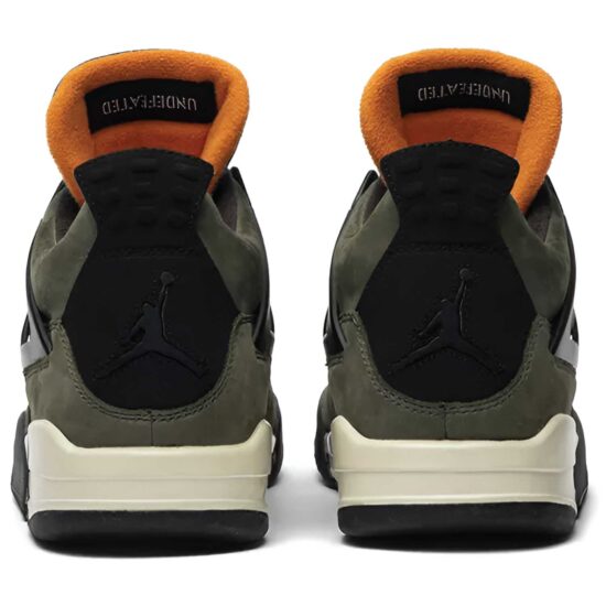 Undefeated x Air Jordan 4 Retro 'Friends & Family' 2005 - Image 4